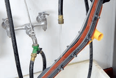 Crewman squeegee rinse